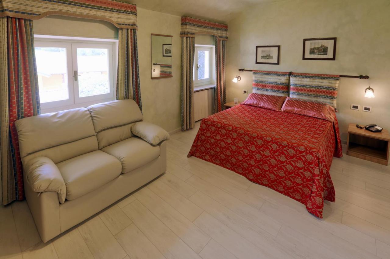 Park Hotel Villa Salzea Trofarello Exteriör bild