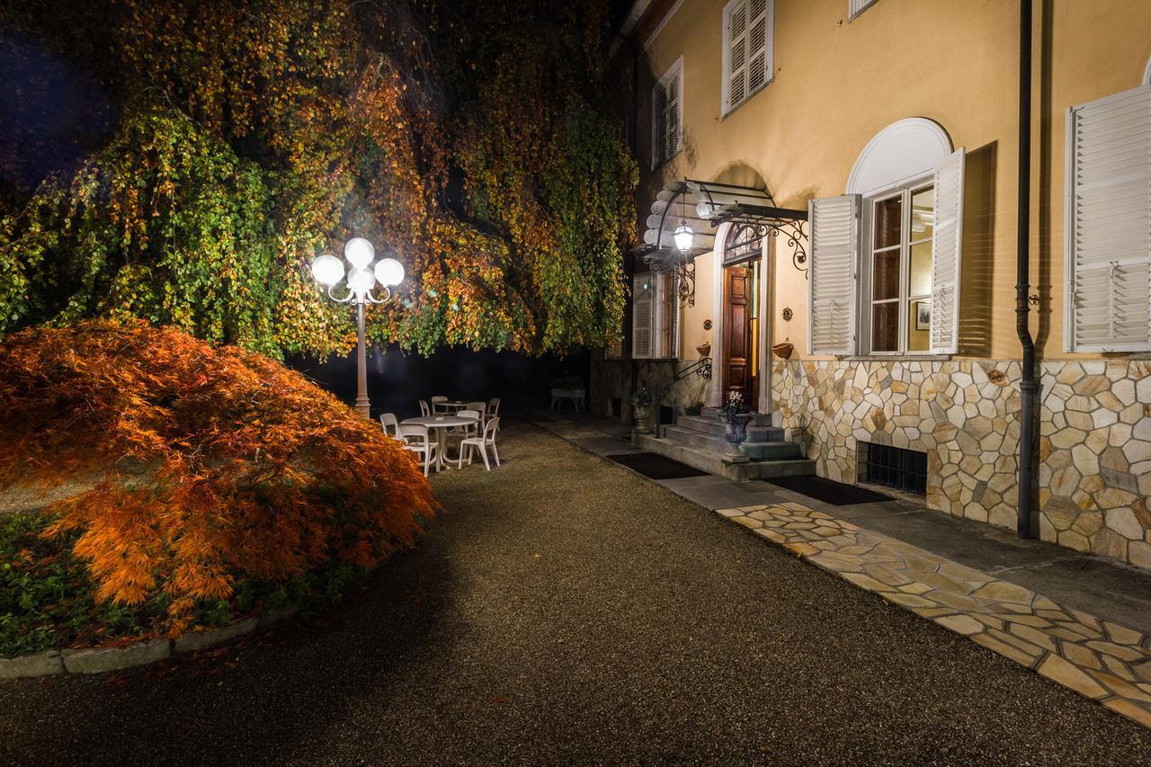 Park Hotel Villa Salzea Trofarello Exteriör bild